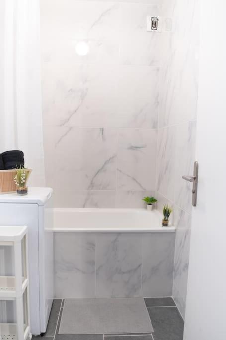 Le Citadin-T1-28M2-Pte Paris M7 Daire Le Kremlin-Bicêtre Dış mekan fotoğraf